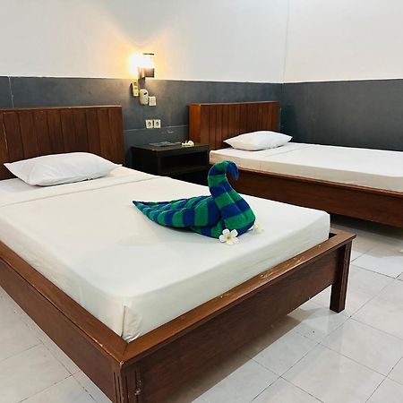 Creative Bungalow Beach Front Gili Trawangan Exteriér fotografie